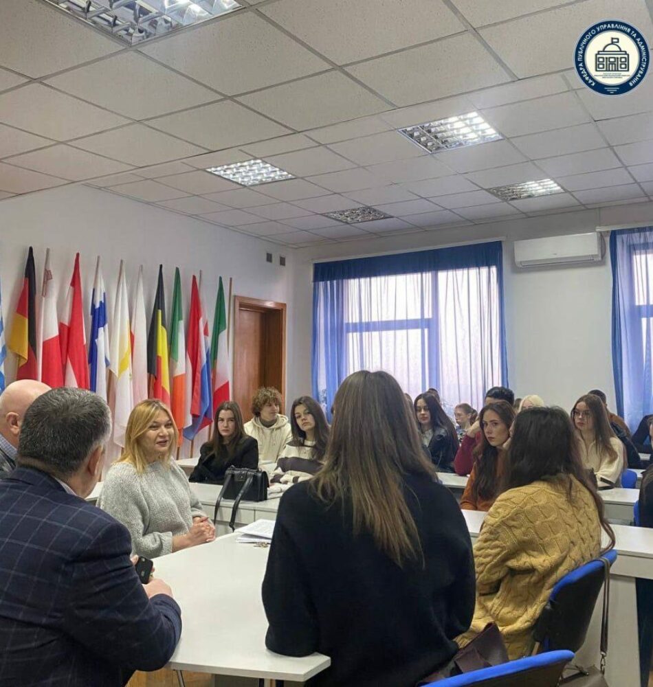 photo_2025-02-13_07-41-34